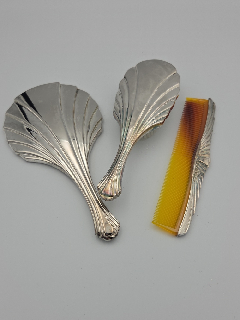 Art Deco Silver-Tone Shell Vanity Brush & Comb Set - Silver